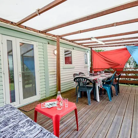 Campsite Mobil-home Climatise, 3etoiles, 5 Min Du Et A 15 Min De Mimizan-plage